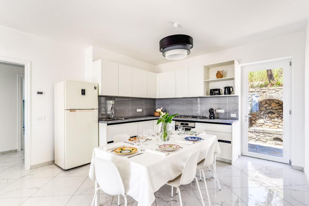 Villa Rusinella Minimalist Retreat With Sea Views Massa Lubrense Εξωτερικό φωτογραφία