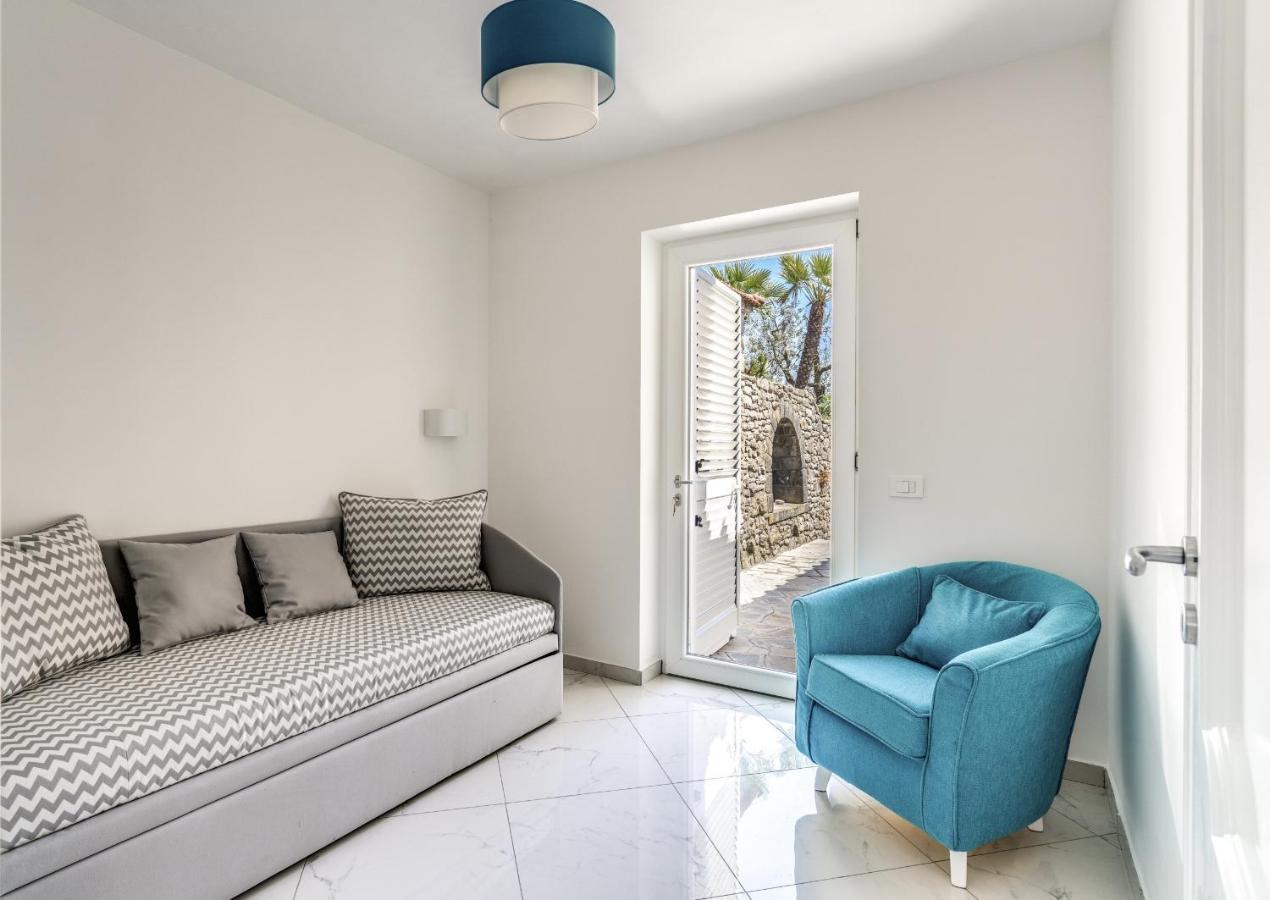 Villa Rusinella Minimalist Retreat With Sea Views Massa Lubrense Εξωτερικό φωτογραφία